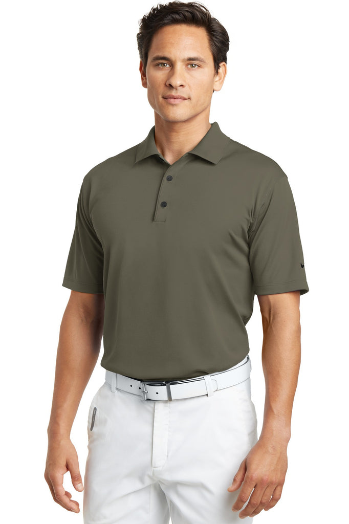 Olive green nike golf shirt 2025