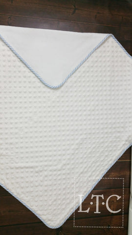 Seersucker Trimmed Baby Blanket